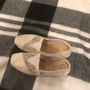Toms Shoes - Selling White toms Toms Shoes - Selling White toms